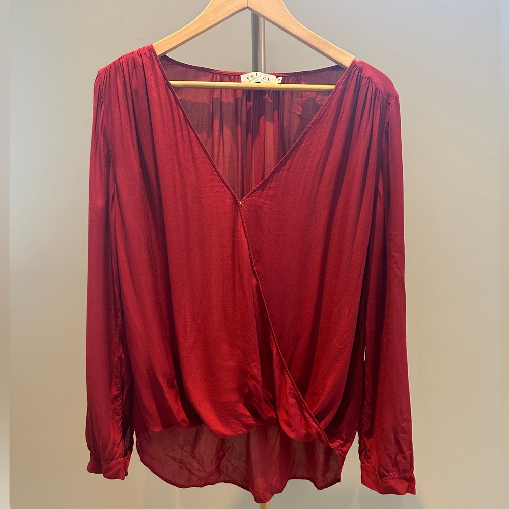 Velvet by Graham & Spencer Sheer Cross Over Blouse Medium